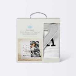 Muslin Blankets With Felt Frame Triangle - Cloud Island™ White/Black -Cloud Island GUEST a698c80c 138e 4663 a0e2 5773a1fd7342